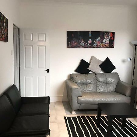 Beautiful Home, 3 Bedroom House Near Alton Towers, Wedgwood Museum, Universities Ньюкасл-андер-Лайм Экстерьер фото