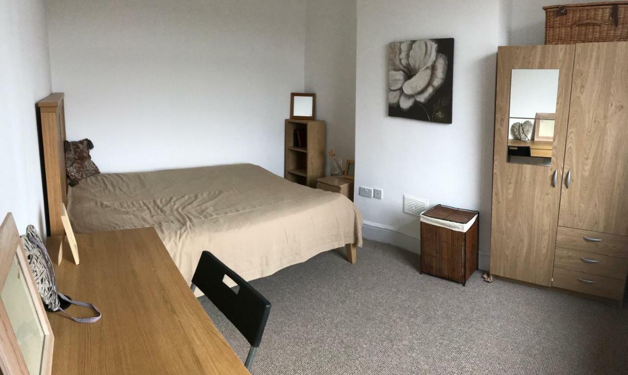 Beautiful Home, 3 Bedroom House Near Alton Towers, Wedgwood Museum, Universities Ньюкасл-андер-Лайм Экстерьер фото
