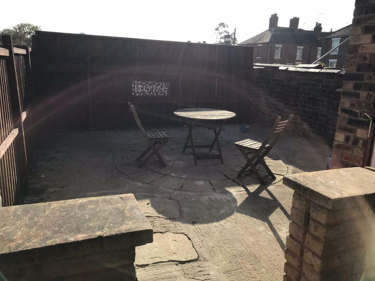 Beautiful Home, 3 Bedroom House Near Alton Towers, Wedgwood Museum, Universities Ньюкасл-андер-Лайм Экстерьер фото
