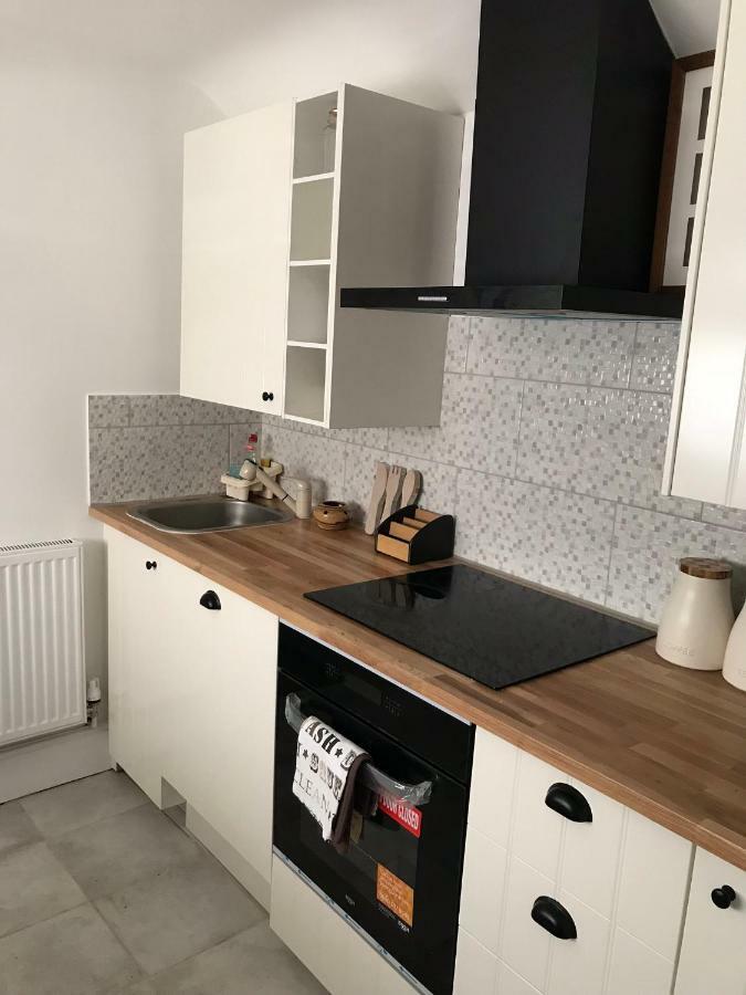 Beautiful Home, 3 Bedroom House Near Alton Towers, Wedgwood Museum, Universities Ньюкасл-андер-Лайм Экстерьер фото